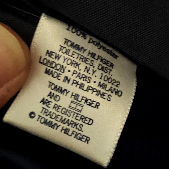 Tommy Hilfiger Exclusive Cooler Bag Backpack, Navy and Red - Picture 9 of 12